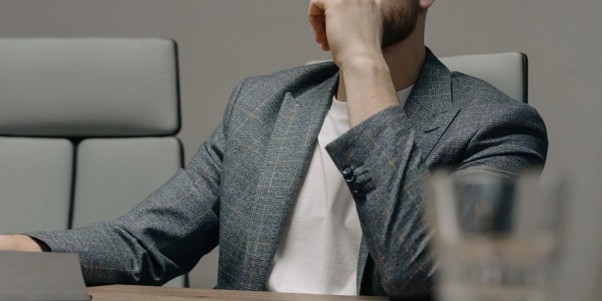 Navigating the evolving media landscape requires clear strategic guidance from an expert consultant.
